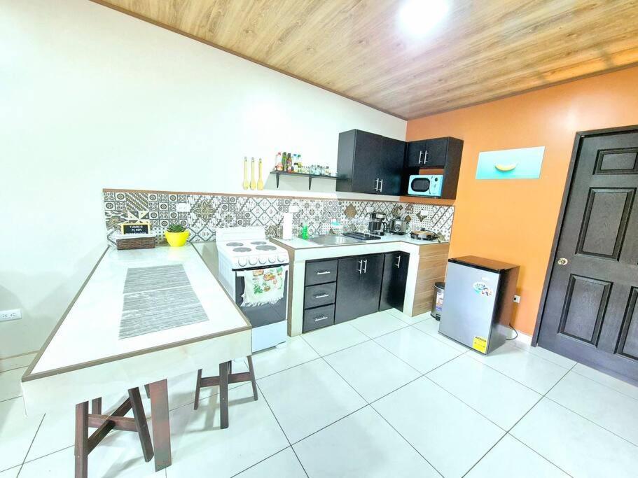 Apartamentos H Gonzalez #7 U #8 Alajuela Eksteriør billede